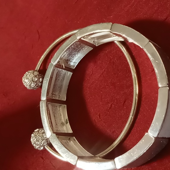 Expandable enamel bracelet & crystals cuff bracelet silver and white enamel - Picture 6 of 6